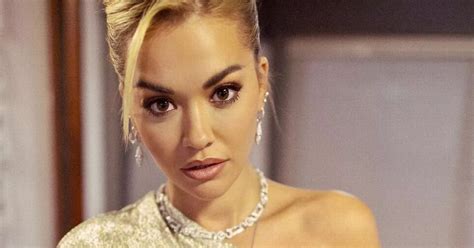 Risqué Rita Ora bares all in fully nude snap as romance with。